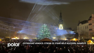 Ostravské Vánoce: strom ze Staré Bělé rozzářil celé Masarykovo náměstí