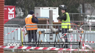 Novojičínský bazén už je v nerezu, práce nesmí zima zastavit