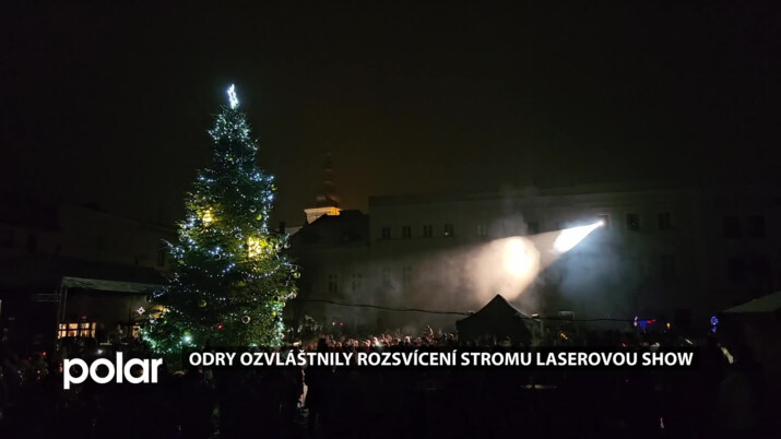 Odry letos ozvláštnily rozsvícení vánočního stromu speciální laserovou show