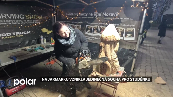 Na jarmarku vznikla jedinečná socha pro Studénku