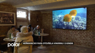 Heřmanická fara otevřela vinárnu i se samoobslužným kinem