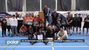 Ve sportovní hale se odehrál vánoční florbalový turnaj