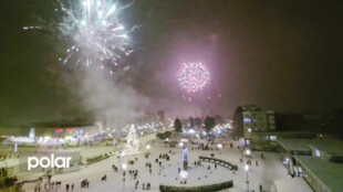 OBRAZEM: Lidé oslavili příchod roku 2026 ohňostroji