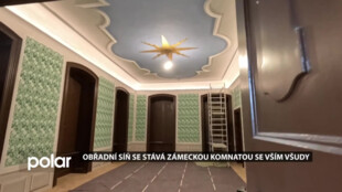 BEZ KOMENTÁŘE: Obřadní síň ve Studénce se stává zámeckou komnatou se vším všudy