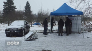 VIDEO: Výbuch rozmetal box na zásilky v Hnojníku, exploze poškodila i osobní auto