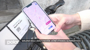 Sdílená kola jsou v Novém Jičíně vítanou alternativou, z ulic nemizí ani v zimě