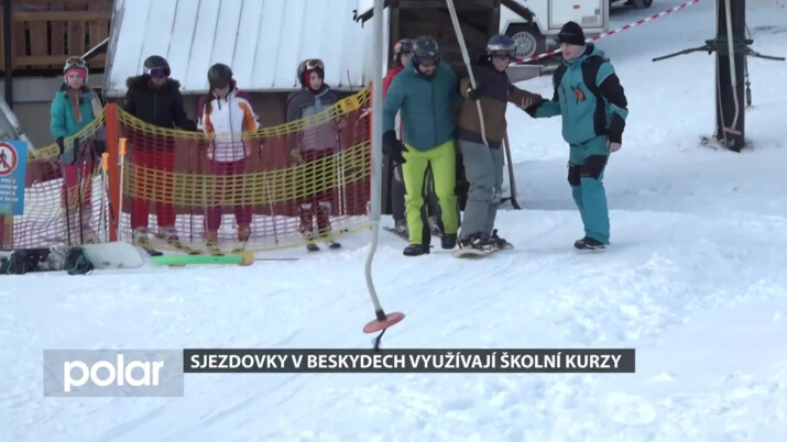 Sjezdovky v Beskydech s oblibou využívají školní lyžařské kurzy