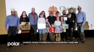 Koledníci zaplnili kino Mír. Charita Opava jim poděkovala za Tříkrálovou sbírku