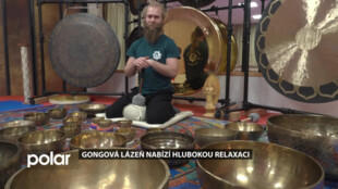 Gongová lázeň nabízí hlubokou relaxaci. Zažít ji mohou i lidé v Karviné