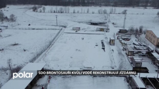 SDO Brontosauři kvůli vodě rekonstruují jízdárnu, po 25 letech získá i nový povrch