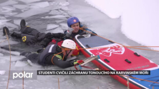 Studenti se cvičili v záchraně tonoucího na Karvinském moři