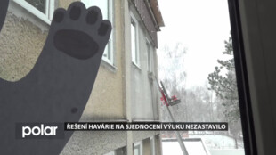 Řešení havárie potrubí na Sjednocení výuku nezastavilo