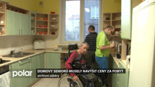 Domovy seniorů musely navýšit ceny za pobyt