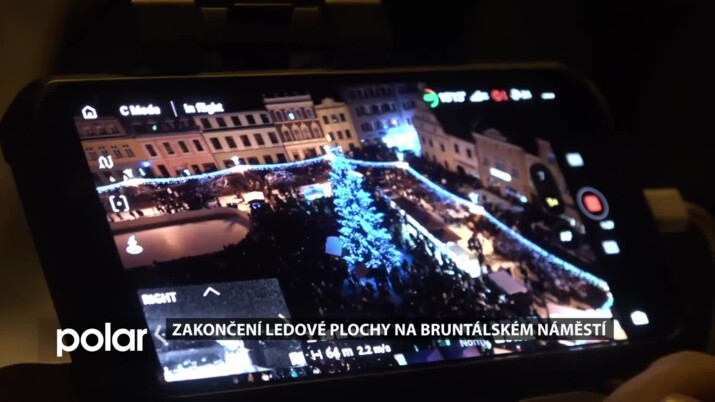 Úspěšná ledová plocha na bruntálském náměstí pro letošní zimu skončila