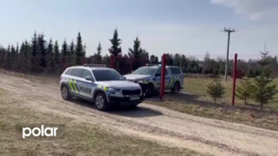 Po nálezu stokilové letecké pumy evakuovali na Opavsku 320 lidí, včetně základní školy