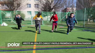 Hřiště na sídlišti Chrost prošlo proměnou, děti mají radost