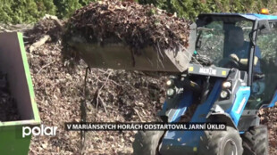 V Ostravě-Mariánských Horách uklízí obvod po zimě. Práce zvládá bez pomoci externích firem