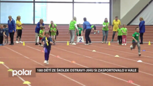 Pohybový festival mateřských školek Ostravy-Jihu po roce opět zaplnil městskou atletickou halu