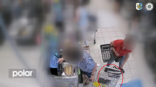 Drzá zlodějka v Ostravě okrádala seniory přímo u nákupních vozíků