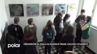 Úředníkům se zdála novojičínská radnice fádní, oslovili studenty