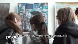 Obrazy studentů Educy stvořily novou galerii na radnici
