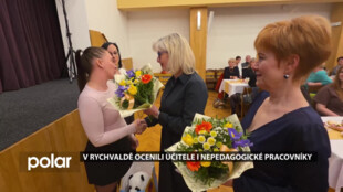 V Rychvaldě slavnostně ocenili učitele i nepedagogické pracovníky