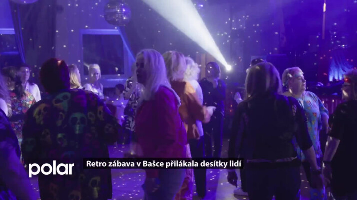 Retro zábava v Bašce opět přilákala desítky lidí