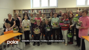 Vítkovičtí senioři tvořili velikonoční květinové košíky