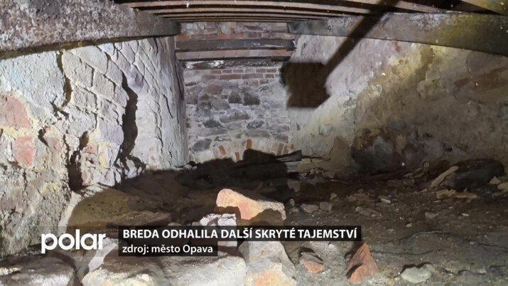 Bývalý obchodní dům Breda v Opavě vydal další překvapení, neznámou místnost v podzemí
