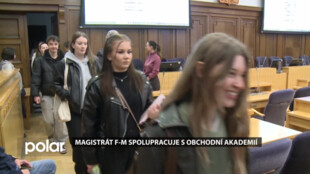 Žáci Obchodní akademie chodí na magistrát F-M na praxi i besedy