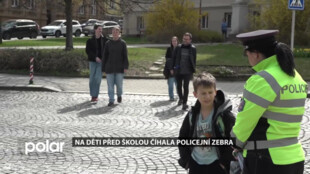 Na děti před Tyršovou školou číhala policejní zebra
