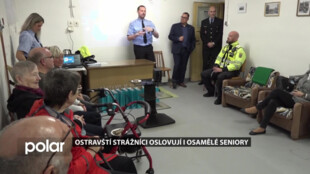 Ostravští strážníci oslovují i osamělé seniory. Pořádají pro ně setkání v jejich domech