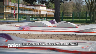 Zchátralé a povodněmi zdevastované minigolfové hřiště v Opavě se mění v moderní sportoviště