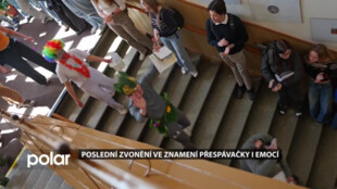 Poslední zvoněné skončilo, studenti teď pilují přípravy na maturitní zkoušky