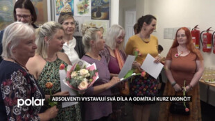 Absolventi vystavují svá díla a odmítají kurz ukončit