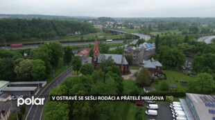 Rodáci z Hrušova se zajímají o jeho budoucí podobu, letos se jich sešlo 150 včetně Marie Rottrové