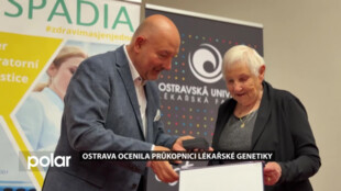 Ostrava hostila symposium lékařské genetiky. Ocenění převzala jedna ze zakladatelek oboru