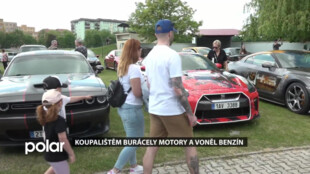 Koupalištěm burácely motory a voněl benzín