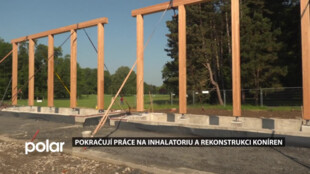 V zámeckém parku pokračují práce na inhalatoriu a rekonstrukci koníren