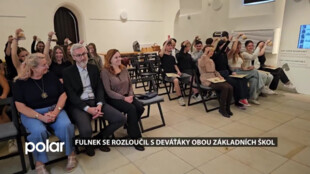 Fulnek se rozloučil s deváťáky obou základních škol, v Památníku Komenského si odzvonili poslední zvonění