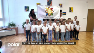 Děti z MŠ Balzacova zpříjemnily den klientům Santé
