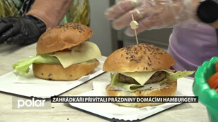 Zahrádkáři přivítali prázdniny domácími hamburgery