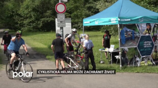 Cyklistické helmy zachraňují životy. Tým silniční bezpečnosti radil u Dakoty