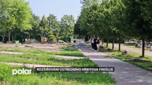 Rozšiřování Ústředního hřbitova ve Slezské Ostravě finišuje. Nabídne nová místa i mobiliář