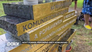 Ústřední hřbitov má nový pomník. Připomíná oběti komunistického režimu