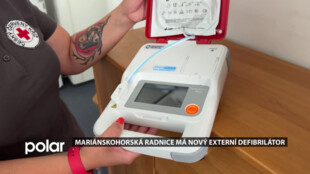 Mariánskohorská radnice má nový externí defibrilátor. Může zachránit život během několika minut
