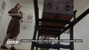 Zámecká prohlídka vede do márnice s Josefínskou rakví