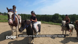 Děti tráví léto v Rychvaldě na jezdeckém příměstském táboře