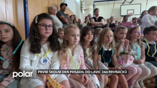 První školní den posadil do lavic v Novém Jičíně 244 prvňáčků