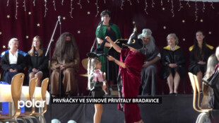 Prvňáčky v Ostravě-Svinově přivítaly Bradavice. Škola jim připravila kouzelný první den